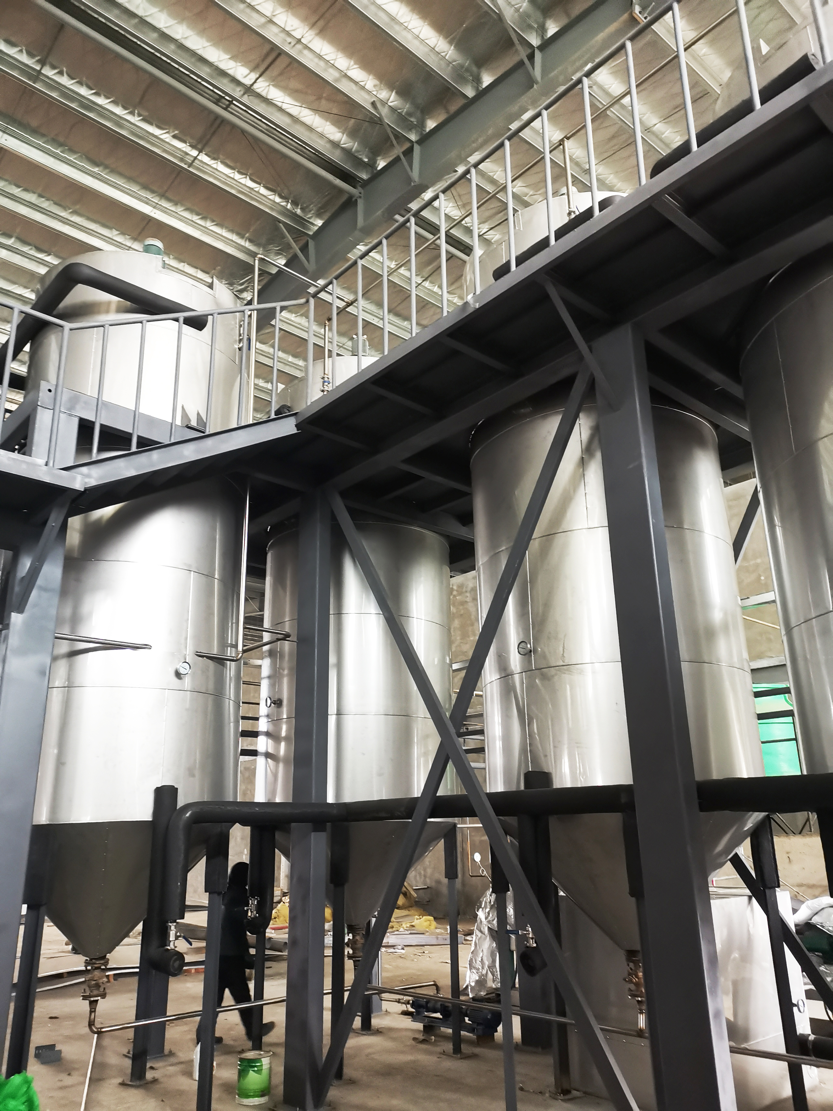 Sunflower oil processing equipment